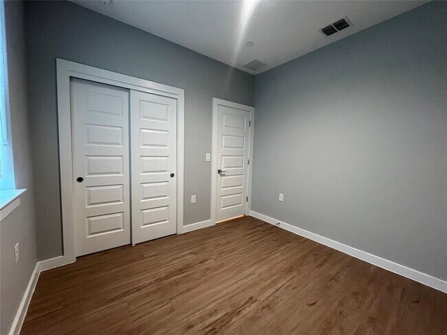 Building Photo - 11534 Pastini Cir