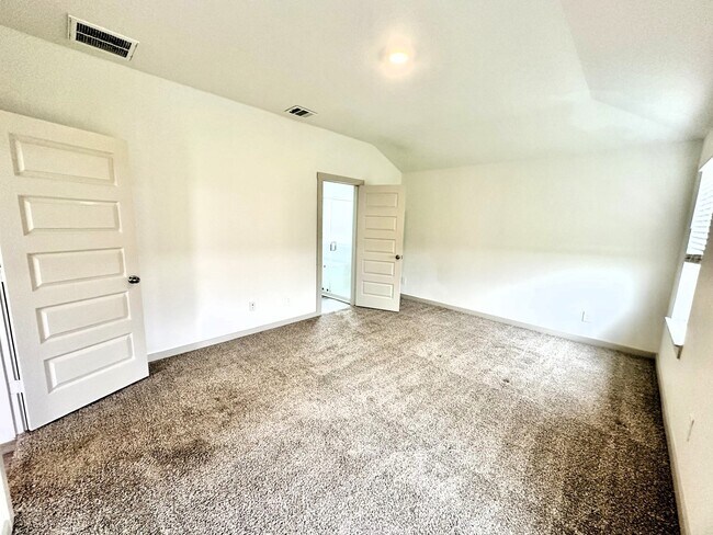 Building Photo - 14510 Rain Tree Dr