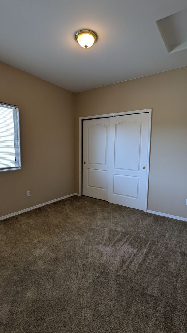Building Photo - TWO STORY WITH FINISHED WALKOUT BASEMENT A...