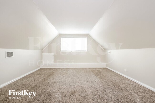 Building Photo - 340 Westgate Dr