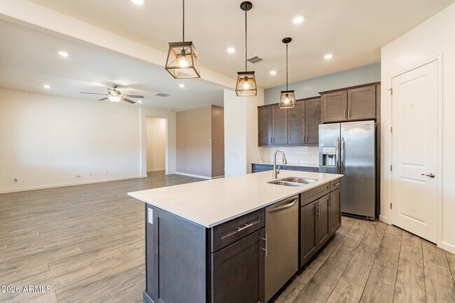 Building Photo - 2811 W Pollack St