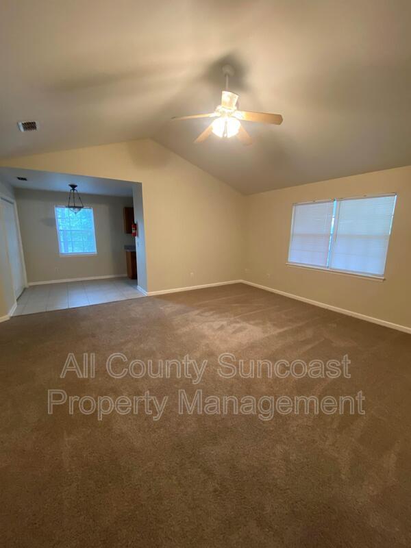 Building Photo - 630 Mississippi St