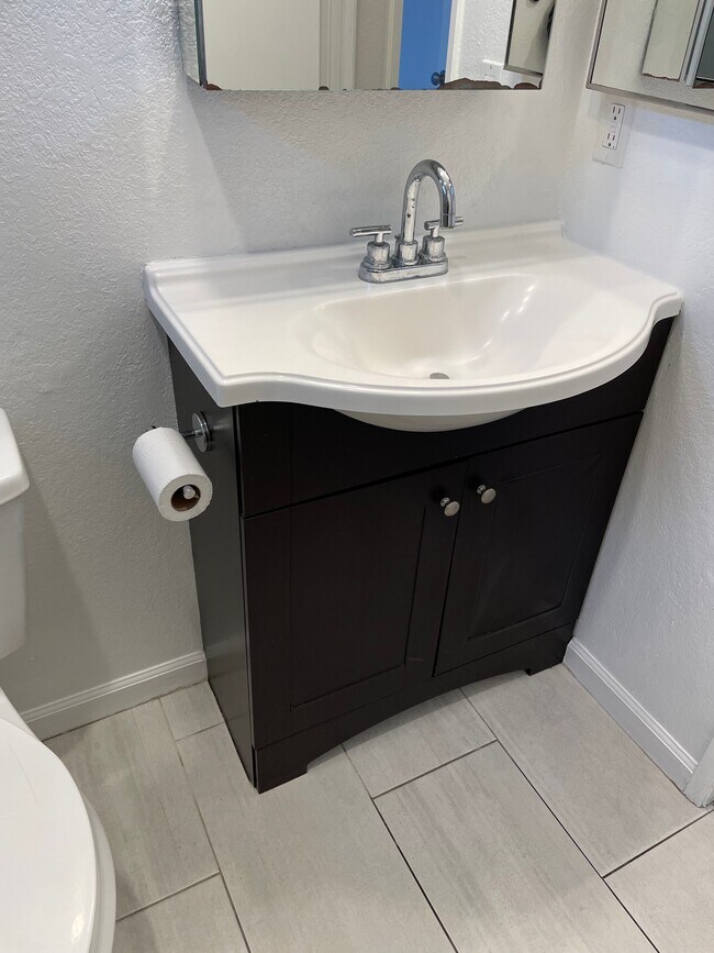 Bathroom - 4077 30th St