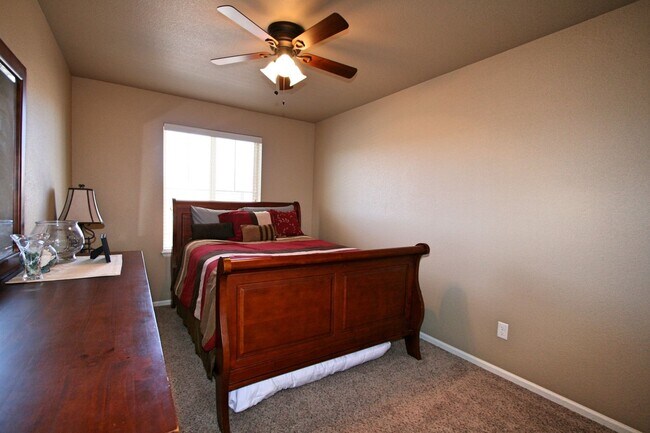 Building Photo - Beautiful 3 bedroom home located in Bannin...