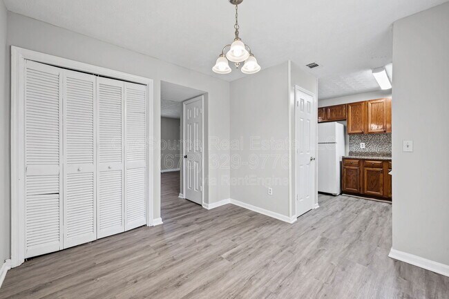 Building Photo - 5301 Stonebush Terrace