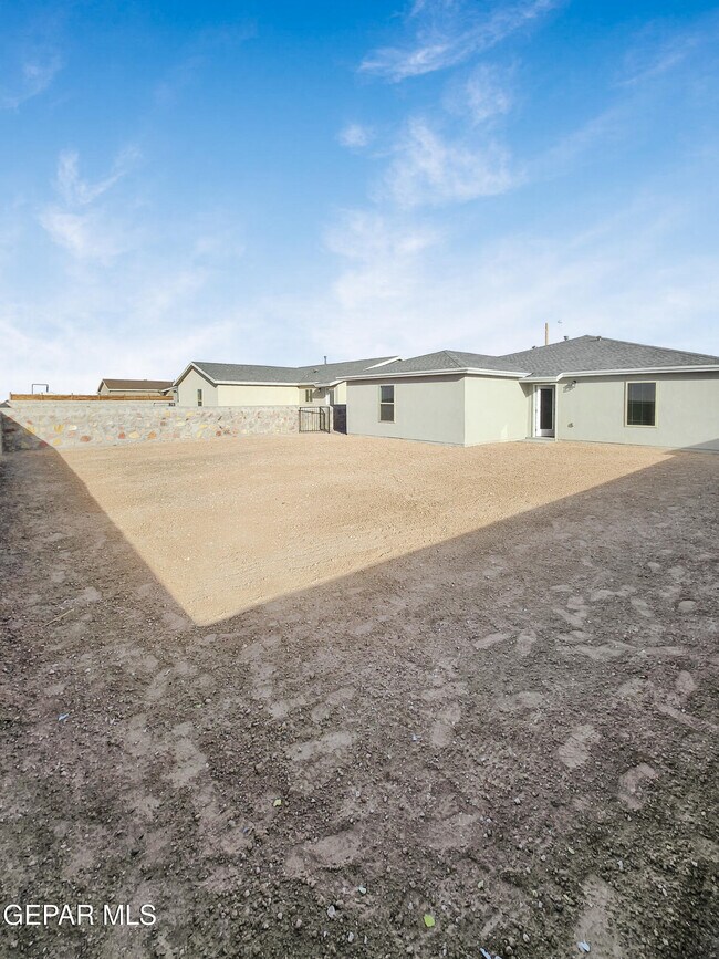 Building Photo - 14384 Star Cactus Ave