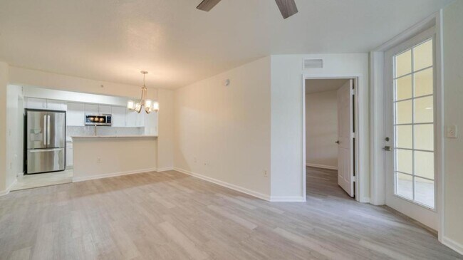Building Photo - 4127 Residence Drive