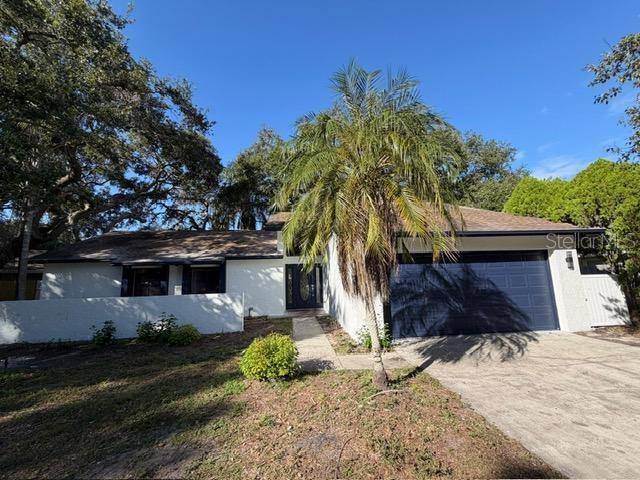 Primary Photo - 933 Woodland Dr