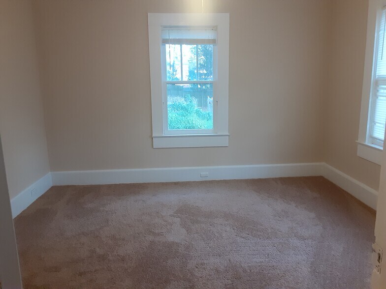 3 Bedrooms with newly installed carpet - 447 Johnson Ave