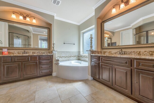 Building Photo - 28022 Bandera Glen Ln