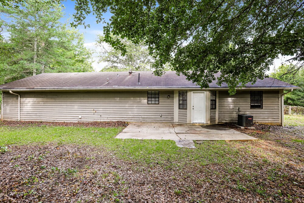 Building Photo - 4114 Red Laurel Way SW
