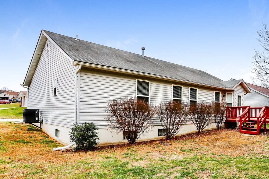 Building Photo - 114 Gran Vista Dr
