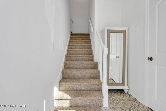 Building Photo - 548 Washington Blvd