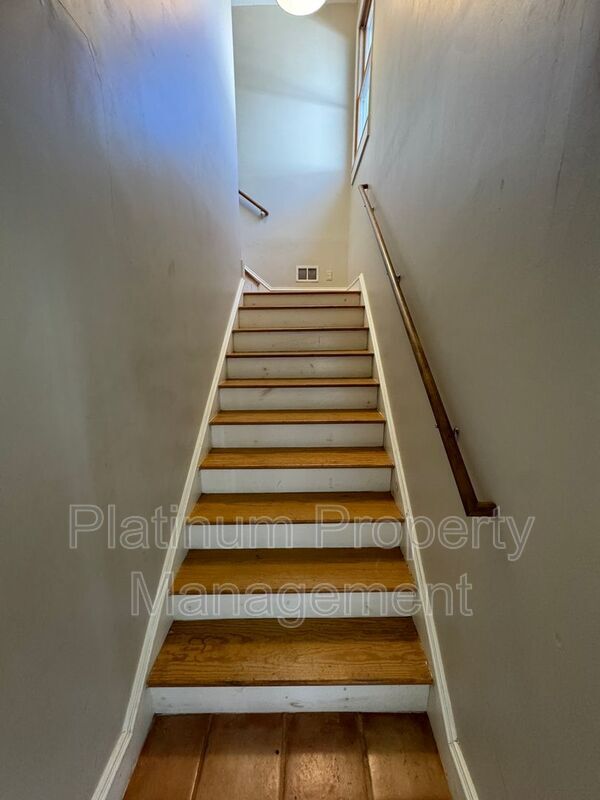 Building Photo - 971 Mountain Cove Rd