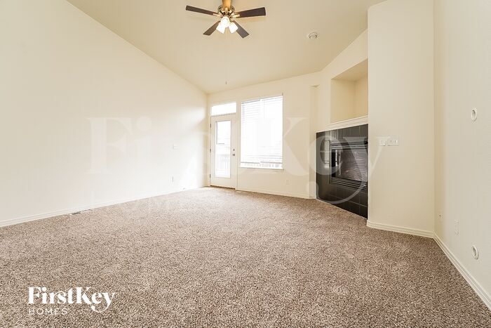 Building Photo - 10802 Barclay Ct