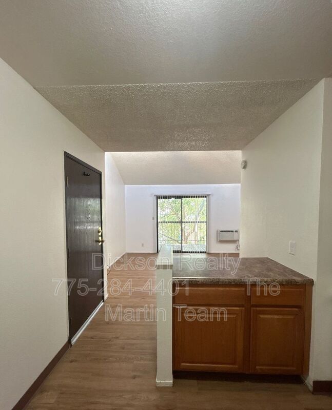 Building Photo - 2450 Lymbery St