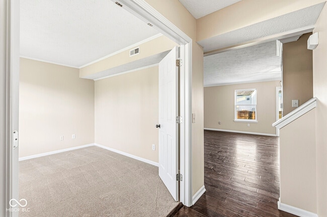 Building Photo - 2604 Senators Way