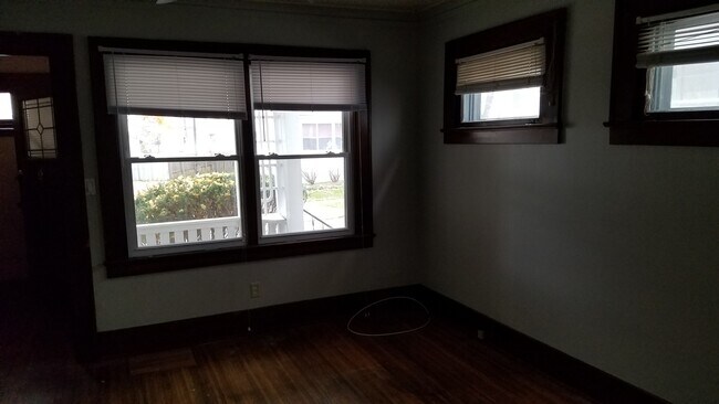 Building Photo - 3 Bedroom in Swillburg Area