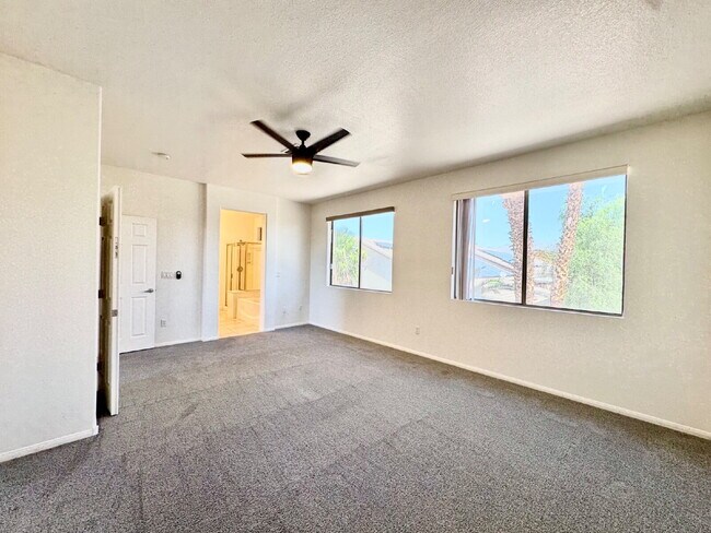Building Photo - Spacious 4BD/3BA NLV Home with Downstairs ...