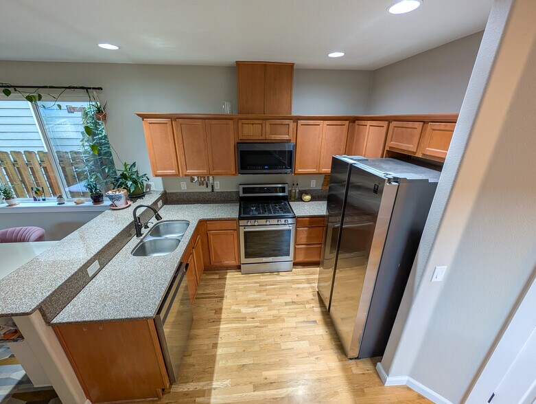 Building Photo - 2436 N Kilpatrick St