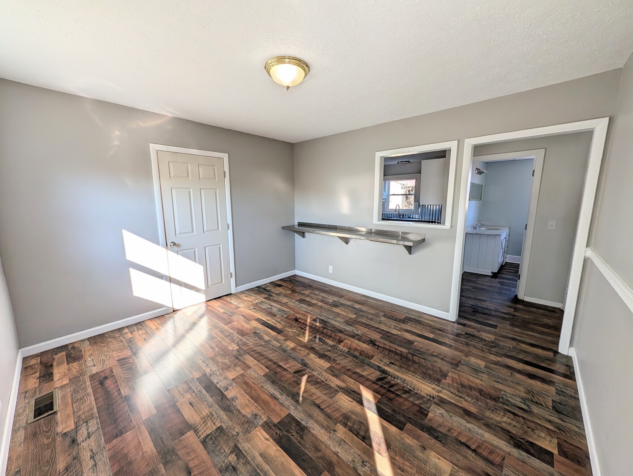 Building Photo - 1232 Grant Pl