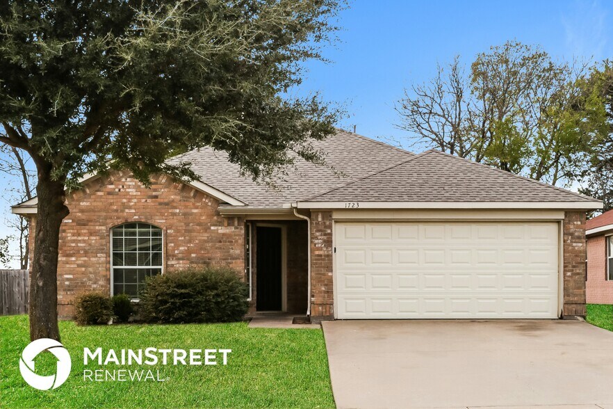 Primary Photo - 1723 Katrina Ln