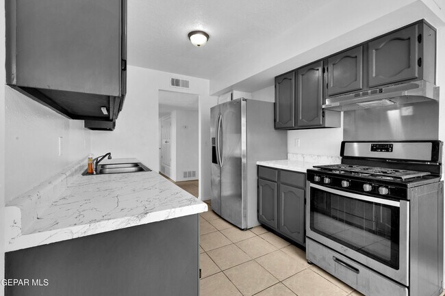 Building Photo - 1529 Babe Hiskey Ln