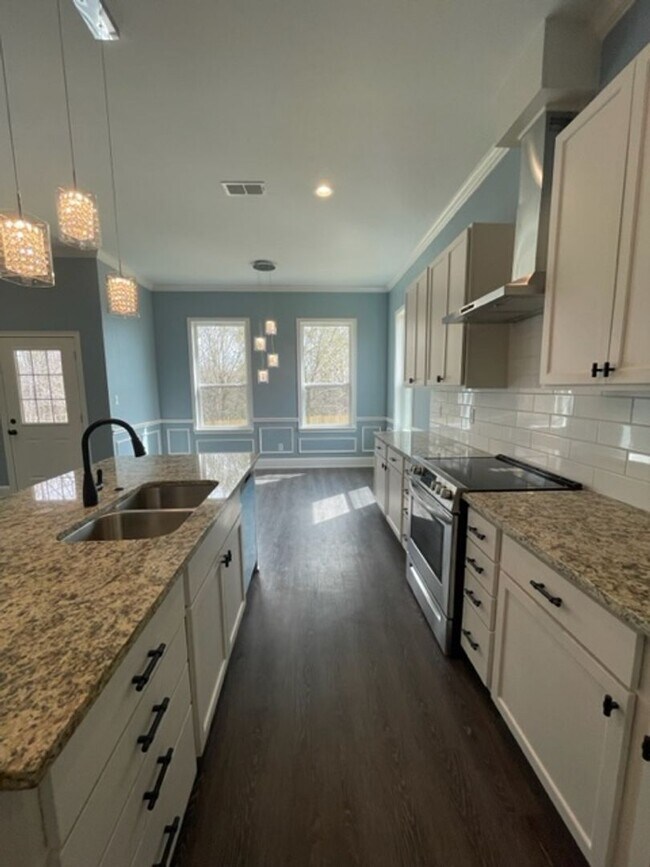 Building Photo - Elegant 4-bedroom in Bullard Creek Ranch!