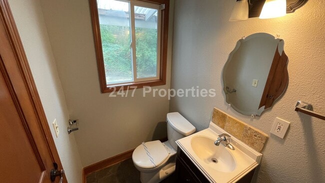 Building Photo - Cozy 1 BD | 1 BA Apartment - Oregon City