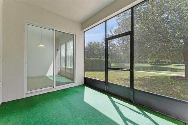 Building Photo - 12676 Salomon Cove Dr