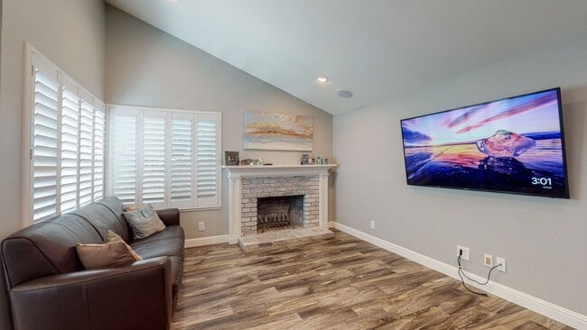 Building Photo - Gorgeous Blossom Valley area home in cul-de-sac! - $4,575/mo