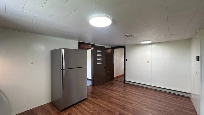 Building Photo - Beautifully Updated Country Home in Iuka, IL