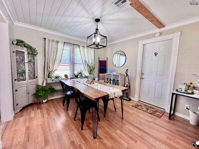 Building Photo - 4722 Florist St