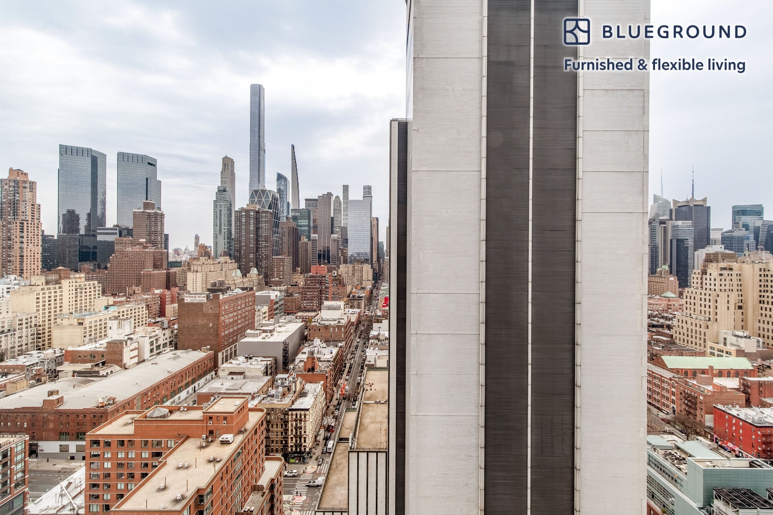 Building Photo - 550 W 54th St