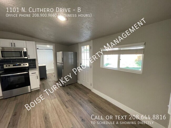 Building Photo - 1101 N Clithero Dr