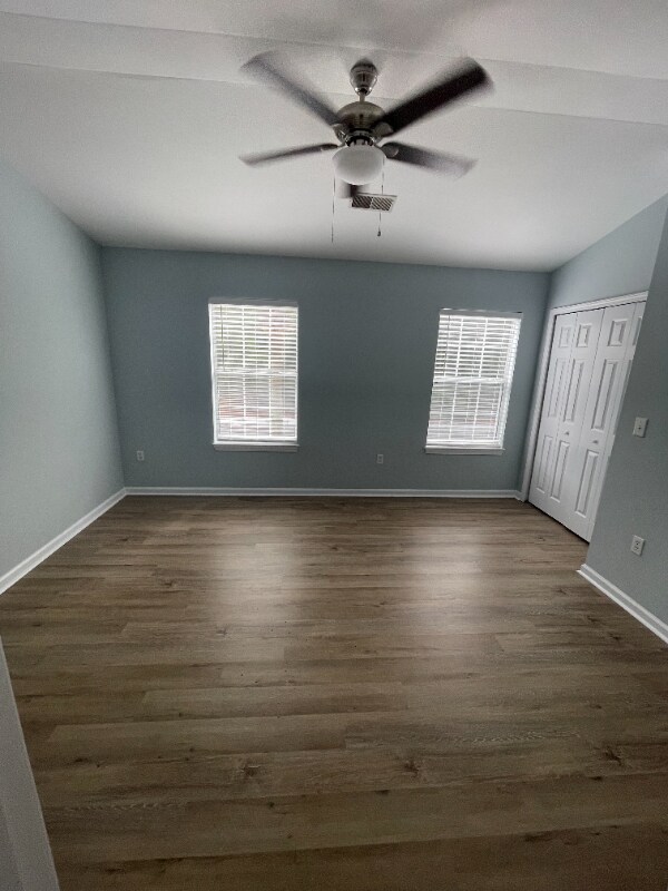 Building Photo - 1198 Island Club Dr