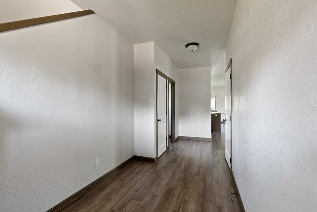 Building Photo - 6433 N Idlewood