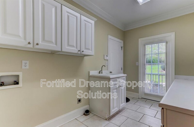 Building Photo - 6421 Ashton Park Dr