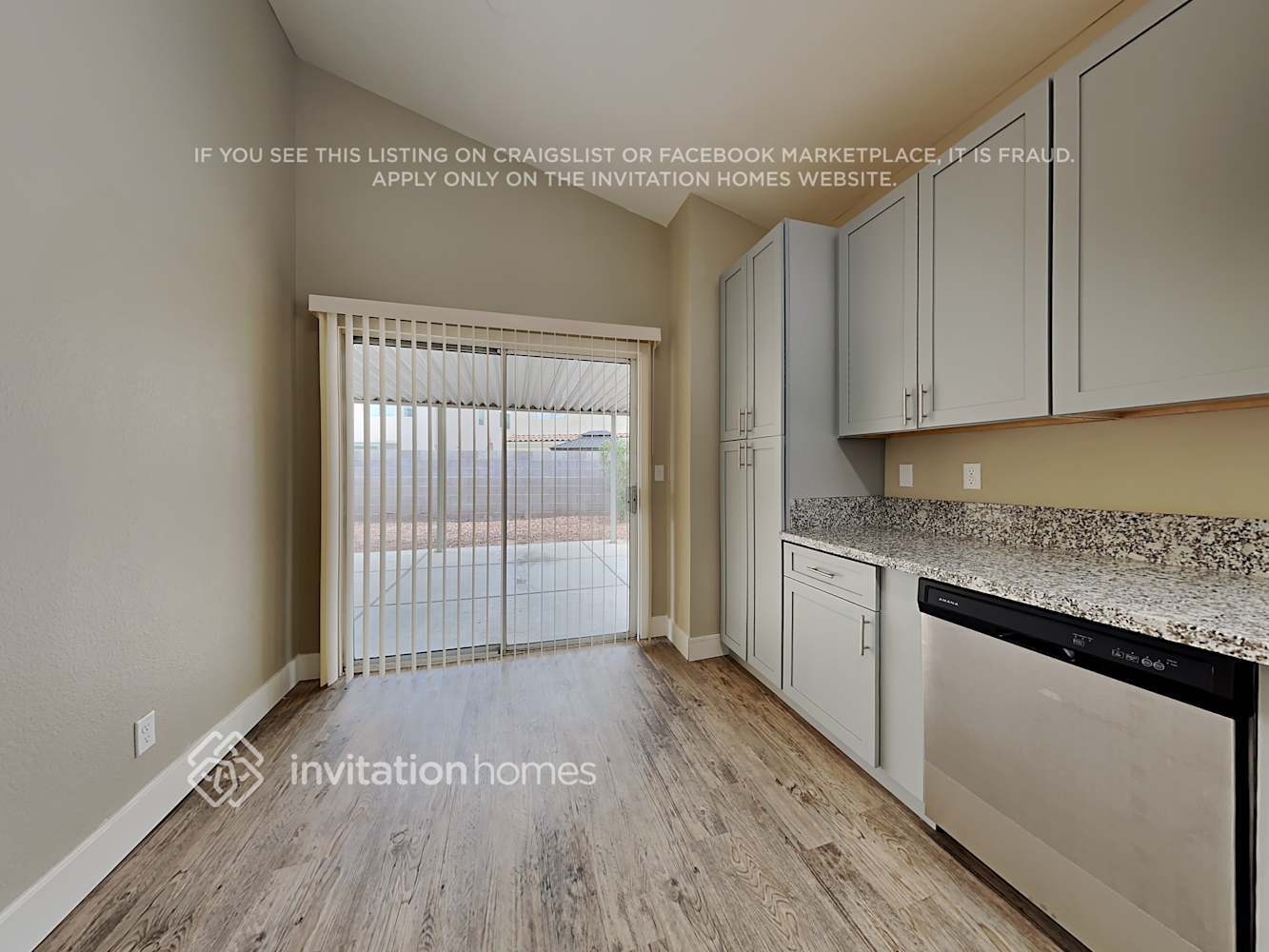 Building Photo - 8138 Vision St