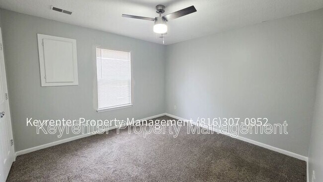 Building Photo - 5200 Olive St