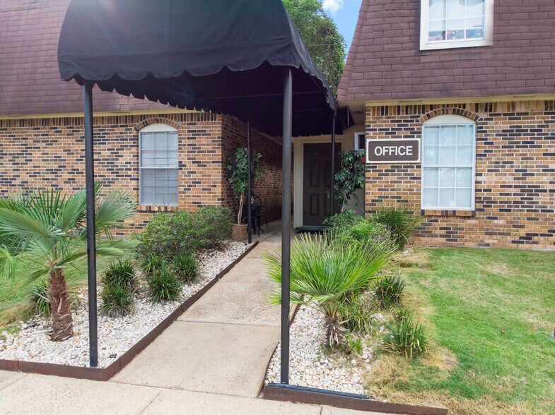 Heron Lakes 1164 Skywood Dr Mobile AL 36693 Apartment Finder