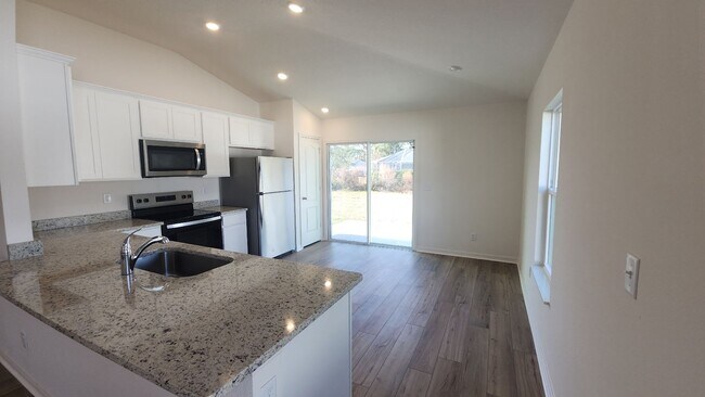 Building Photo - 63 Pritchard Dr