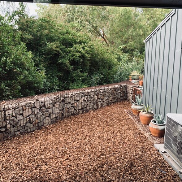 fenced backyard - 23501 Ave La Caza