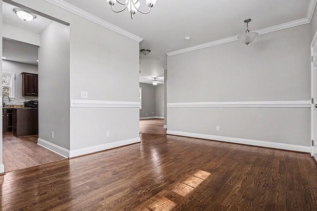 Building Photo - 201 Phillips Ridge Ln