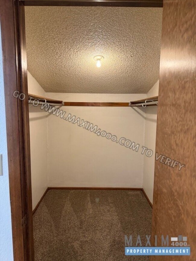 Building Photo - 2150 College Pl