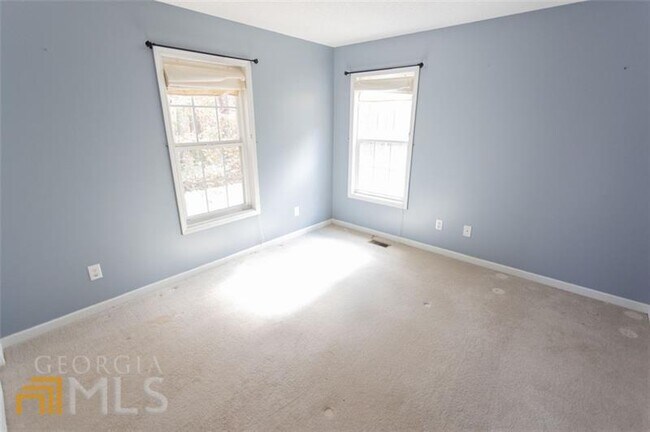Building Photo - 157 N Creek Trail