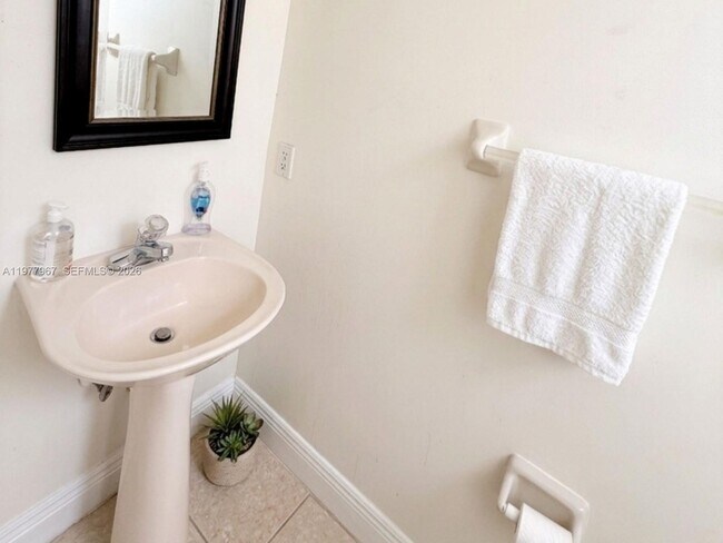 Building Photo - 2902 SW 149th Pl