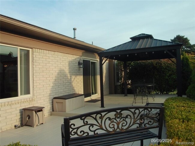 Building Photo - 47641 Stephanie Dr