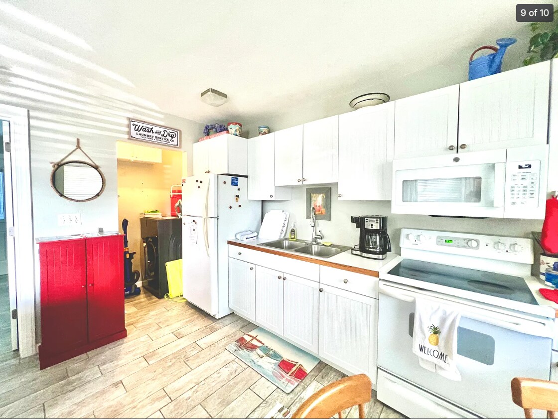Building Photo - 6802 Gulf Winds Dr