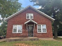 Building Photo - 424 Abston St
